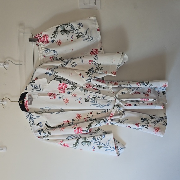 ASOS Women's Two-piece Short & Tunic Floral set - Picture 1 of 13
